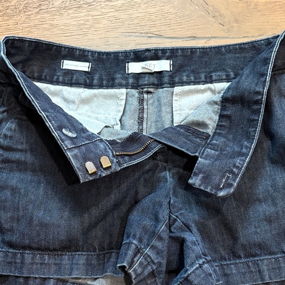 LOFT Dark Blue Jean Shorts - Picture 4 of 5